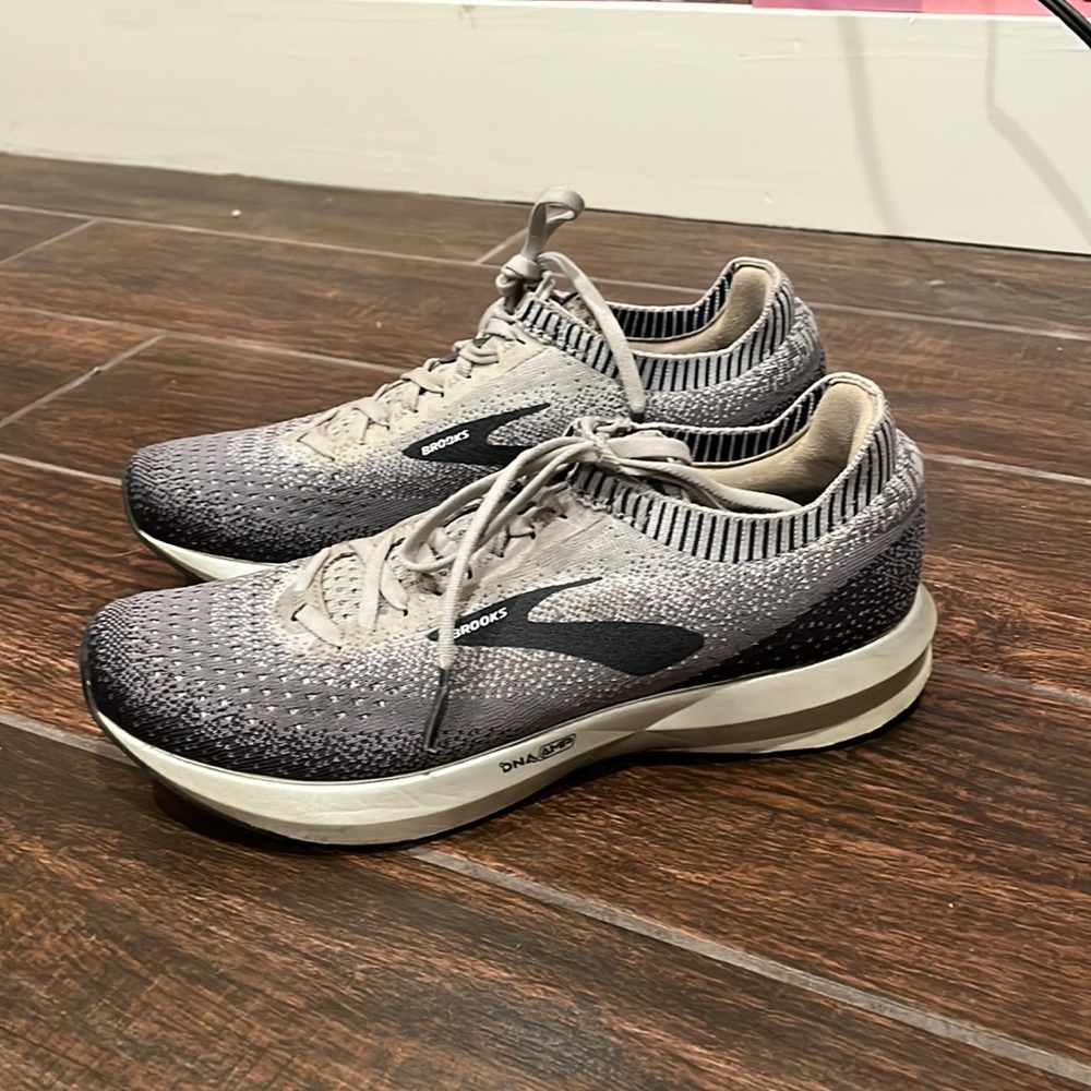 Brooks DNA AMP